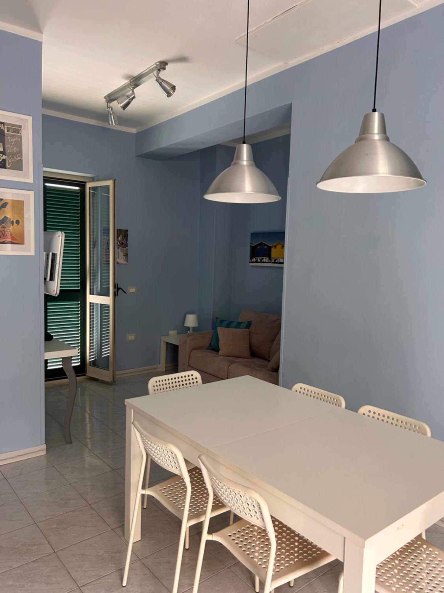 Casa Vacanze Domus Чентола Екстериор снимка